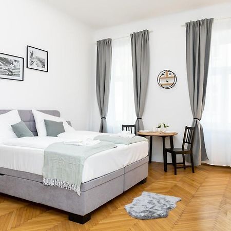 The Place, In The 7Th District Of Viena Exterior foto