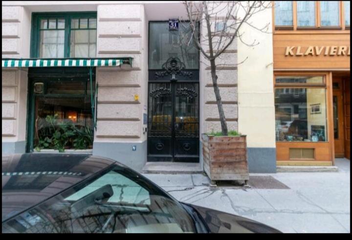 The Place, In The 7Th District Of Viena Exterior foto
